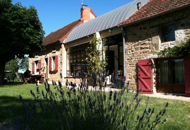 Gite Beaune-d'Allier, 7 bedrooms, 15 persons