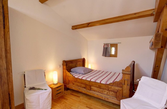 Gite Les Salles, 3 bedrooms, 6 persons