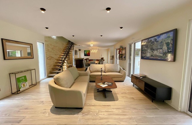 Gite Pont-de-Ruan, 5 bedrooms, 12 persons