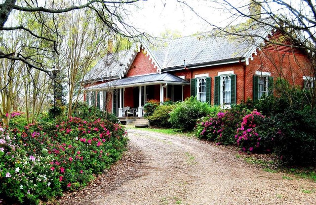 Glenfield Plantation Historic Antebellum Bed and Breakfast