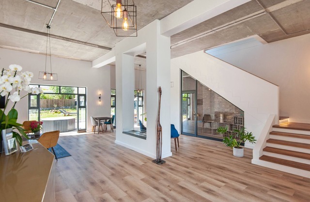 Glow Boutique Suites