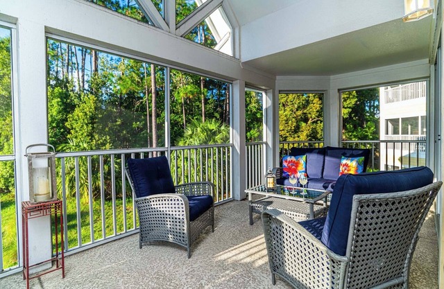 Golden Bear Golf penthouse retreat-golf course view - pool & hot tub