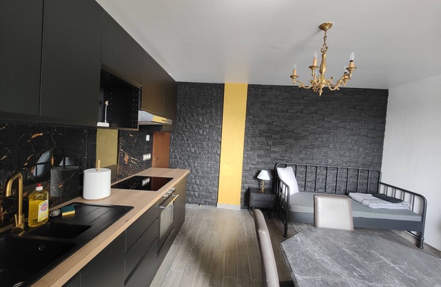 Golden Elegant Apartment