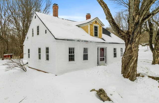 Golden Pasture Getaway – Rustic Family Retreat