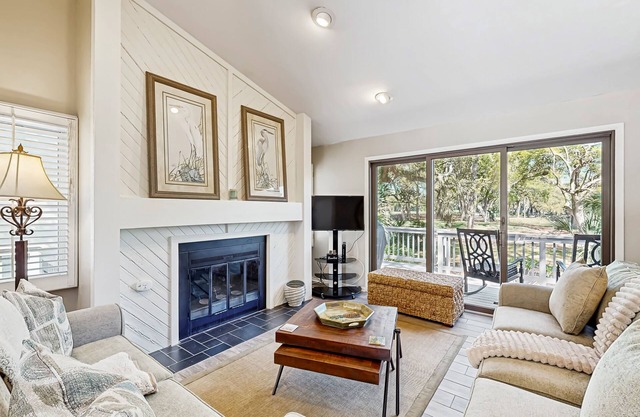 Golf course home with deck, porch & lagoon view - 1 block to beach, 1 dog OK