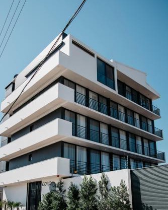 Golf View Apartments