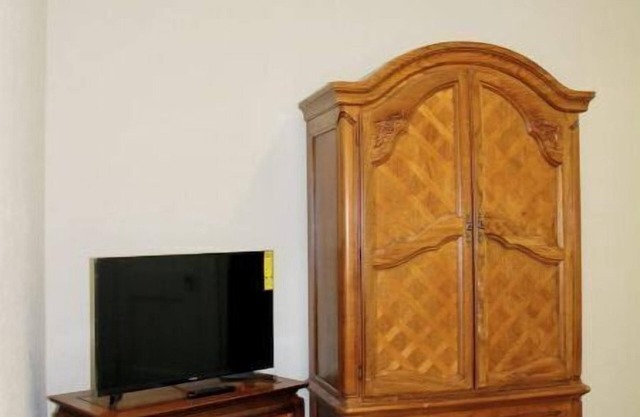 Goodness Apartment bungalow. # 3