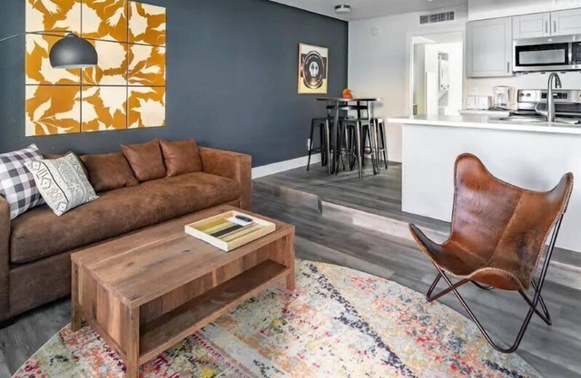 Cozysuites Camelback 