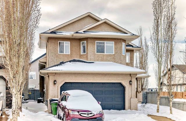 Gorgeous home in Newcastle; close to many amenities