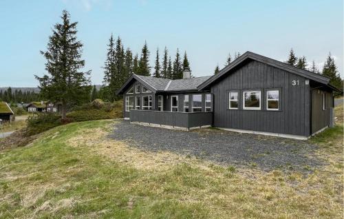 Gorgeous Home In Svingvoll With Wifi