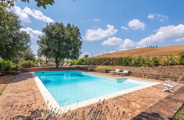 Gorgeous home in Monteroni D´Arbia