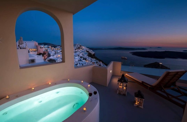 Gorgeous Santorini Villa | Villa Fiedla | 1 Bedroom Suite | Outdoor Hot Tub