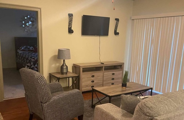 Gorgeous Unit in Hattiesburg - Very Close to I-59