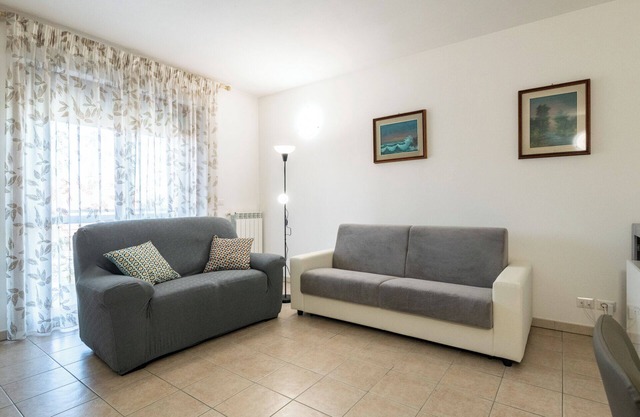 Grace's House - Two Bedroom Apartment, Sleeps 6