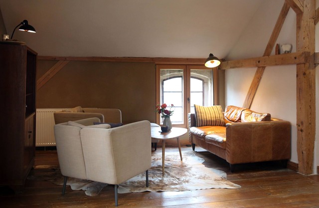 Granary vacation apartment in renovated historic stable building