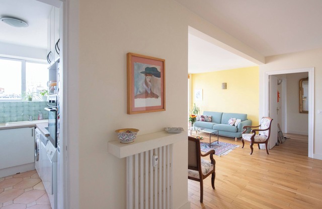 Grand Appartement Lumineux Avec vue Exceptionnelle. Proche de la Tour Eiffel