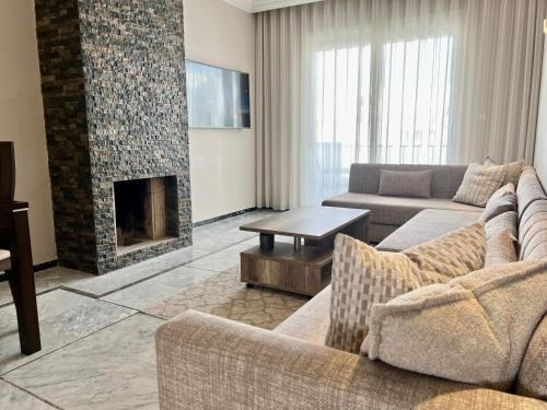 Grand Appartement Vue mer à Ain Diab - Calme Absolu