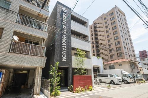 Grand Base Hakatamon 