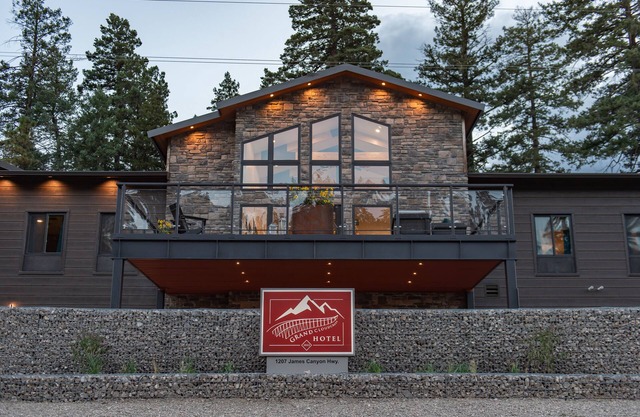 Grand Cloudcroft Hotel