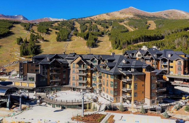 Grand Colorado on Peak 8