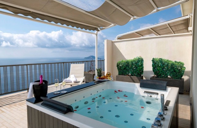 Grand Hotel Serapide