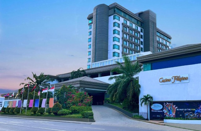 Grand Regal Hotel Davao