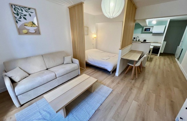 Grand studio lumineux dans le centre historique