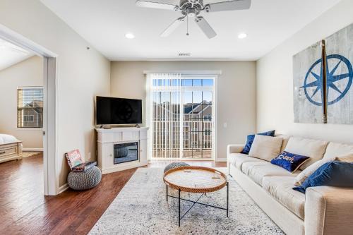 Grande at Canal Pointe Condos - 20013 Newry #17