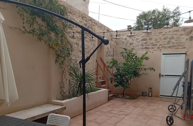 Grande Maison Coeur DE Village Avec Patio ET Jardin