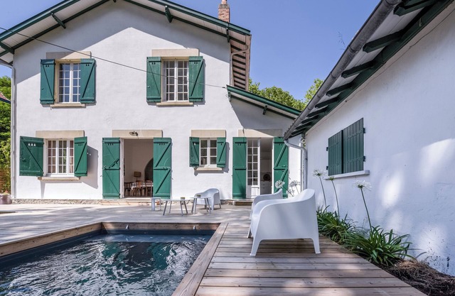 Grande Villa/50m Plage/piscine/proche Centre Gare/pkg