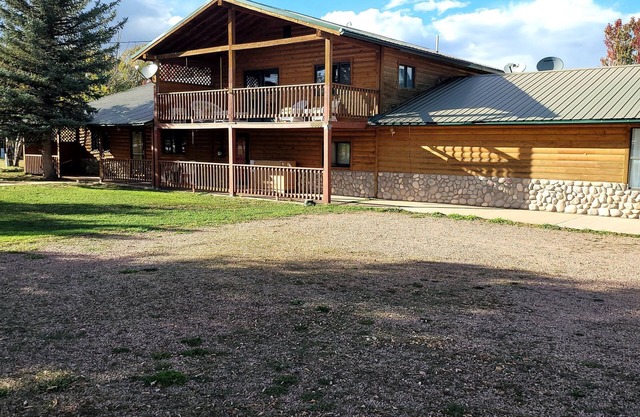 Grandote Lodge, Great for Groups, Can Sleep 2-16