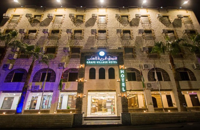 Grape Village Hotel