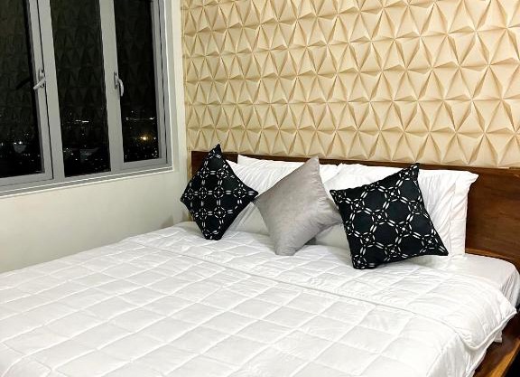 Grass Residences staycation