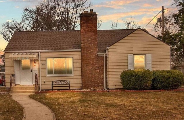 Great Notre Dame Home Close to Campus