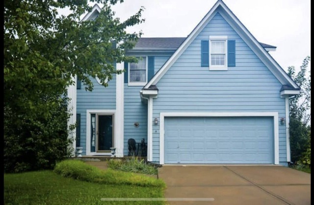 Great Place in a Quiet Neighborhood!!