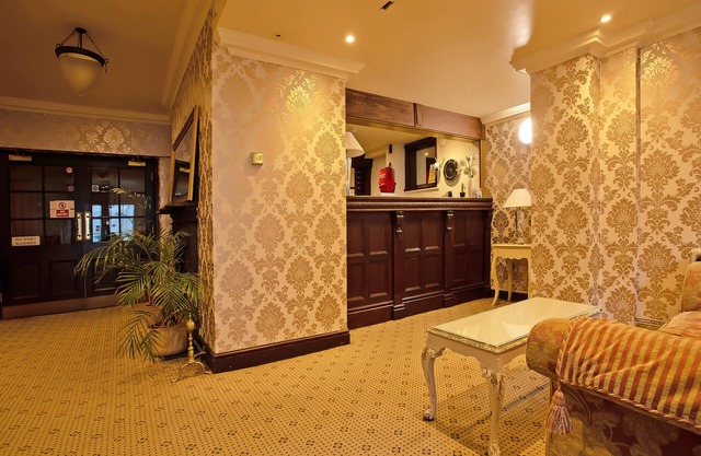 Great White Horse Hotel