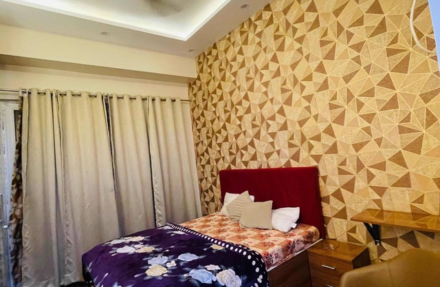 Greater noida nKaveri city center