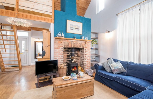 Green Meadow, Holiday Cottage Castle Morris, Sleeps 4, 2 bedrooms, bathrooms