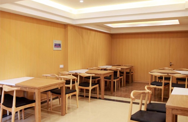 GreenTree Inn ShangHai KangQiao Industrial Zone JinXiu Road Business Hotel