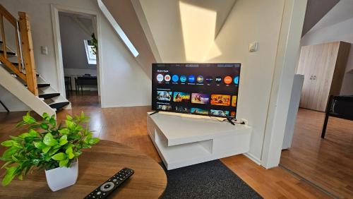 Große vollausgestattete 5-Zimmer Wohnung mit Parkplatz Nähe der Autobahnen A2 und A30