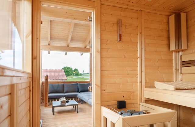 Großzügiges Chalet für bis zu Vier Personen mit Relaxlounge und Privatsauna