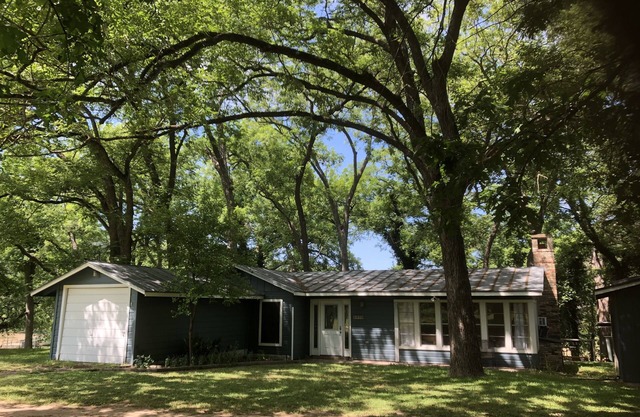 Guadalupe River Road Retreat Southwestern Cabin