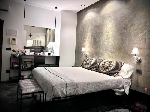 Holiday Monopoli Persons 