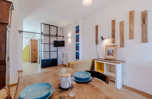 GuestHost - Bright Apartment Lingotto Torino