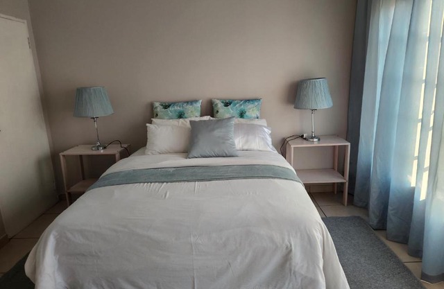 Guesthouse 71 Sunny Guest Room