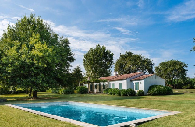 GuestReady - Tranquil Escape near Ave River