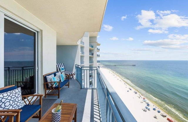 Gulf-Front Elegance | Large Balcony | Sleeps 10