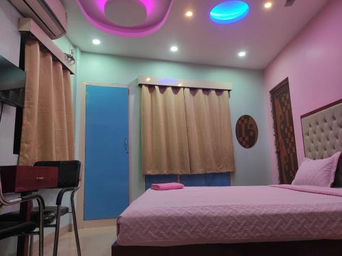 Gunjan guest house near sskm hospital