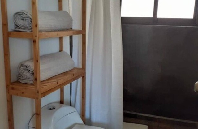 Habitación Jacarean en Santa Teresa!