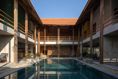 Hachi Homestay & Spa